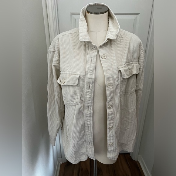 #10 - S - AMERICAN EAGLE - vest NWOT - Picture 1 of 5